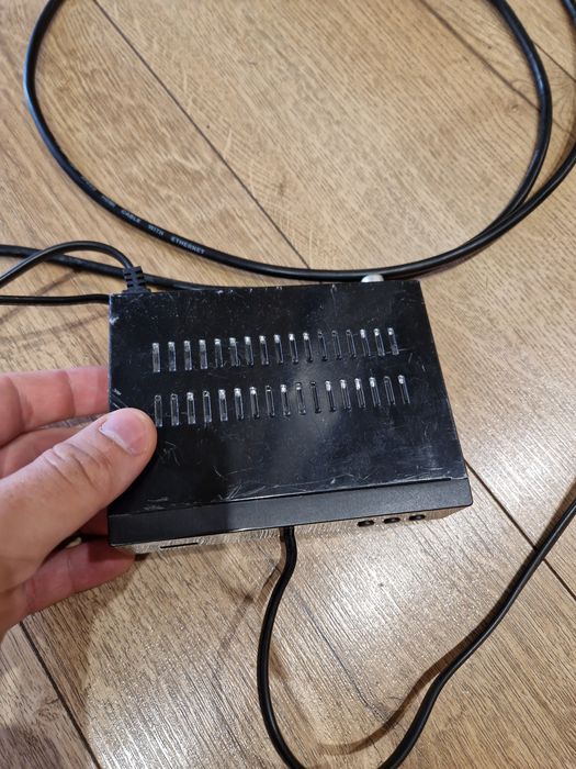 Dekoder DVB-T2 + kabel HDMI