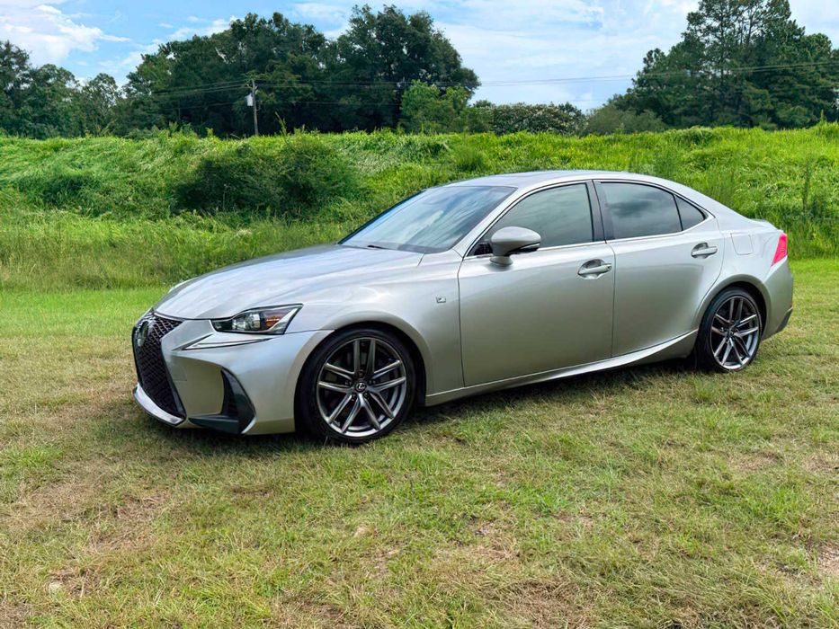 Lexus IS 350 F Sport      2021