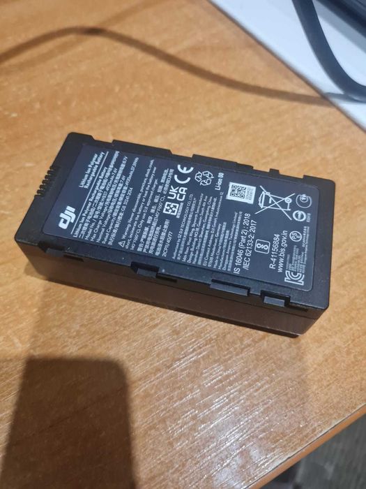 Інтелектуальна зарядна станція DJI BS30 для Matrice 30/30T