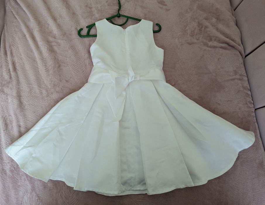 Атласна сукня OVS. На 3-4 роки