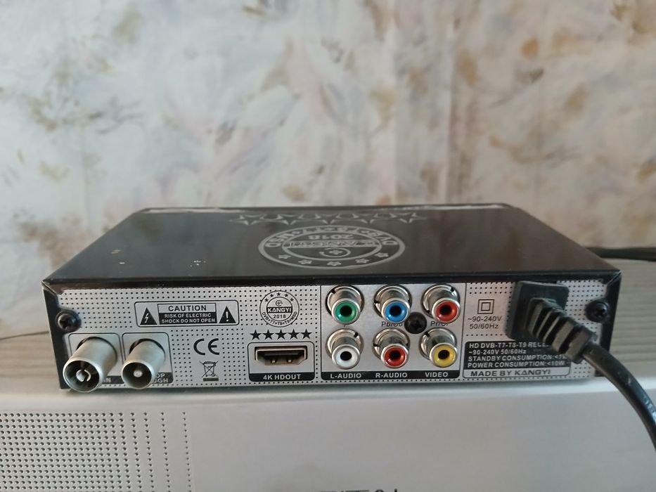 Продам t2-тюнер орбіта