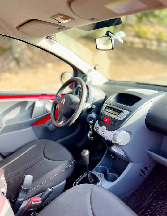 Citroën C1 Gasolina | 5 portas | A/C | Muito económico — photo 5