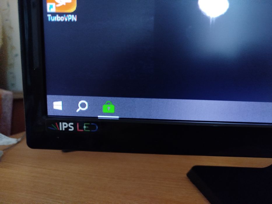 Монітор LG в гарному стані