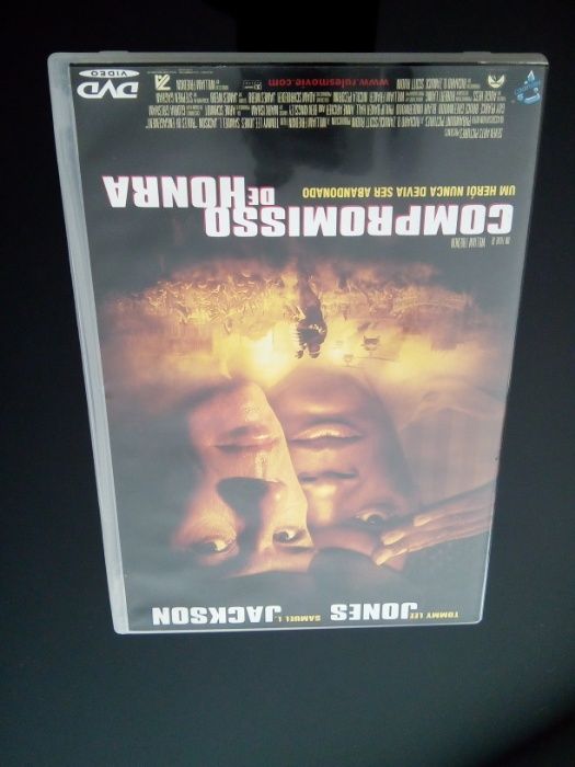 DVD - "Compromisso de Honra" com Samuel L. Jackson