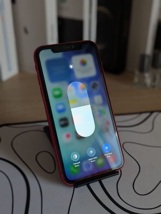 iPhone 11 (64gb)