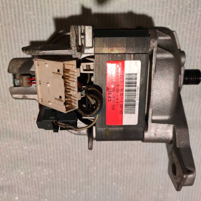 Silnik Pralka Whirpool EUT 1000 lub AWE 6419 MCA 45/64-148/ALB 7