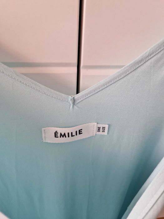 Sukienka Emilie Atelier rozm. uniwersalny