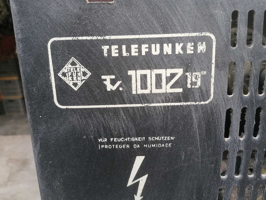 TV Telefunken 1002 19" NÃO FUNCIONA!