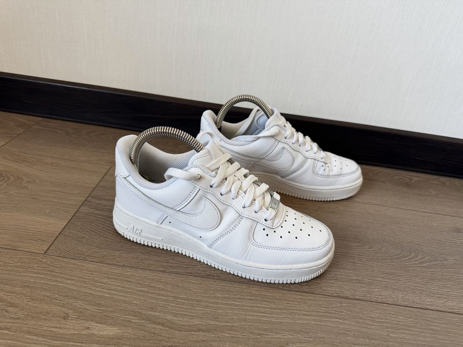 Кросівки Nike Air Force 1 38.5 розмір