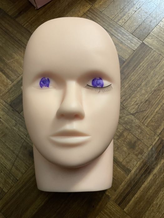 Cabeça de treino de pestanas