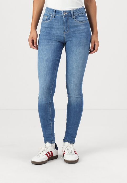 Jeansy niebieskie rurki Ann Only L
