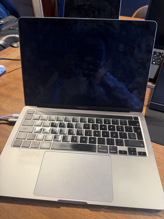 Mac book pro 13 polegadas 2020 (com touchbar)