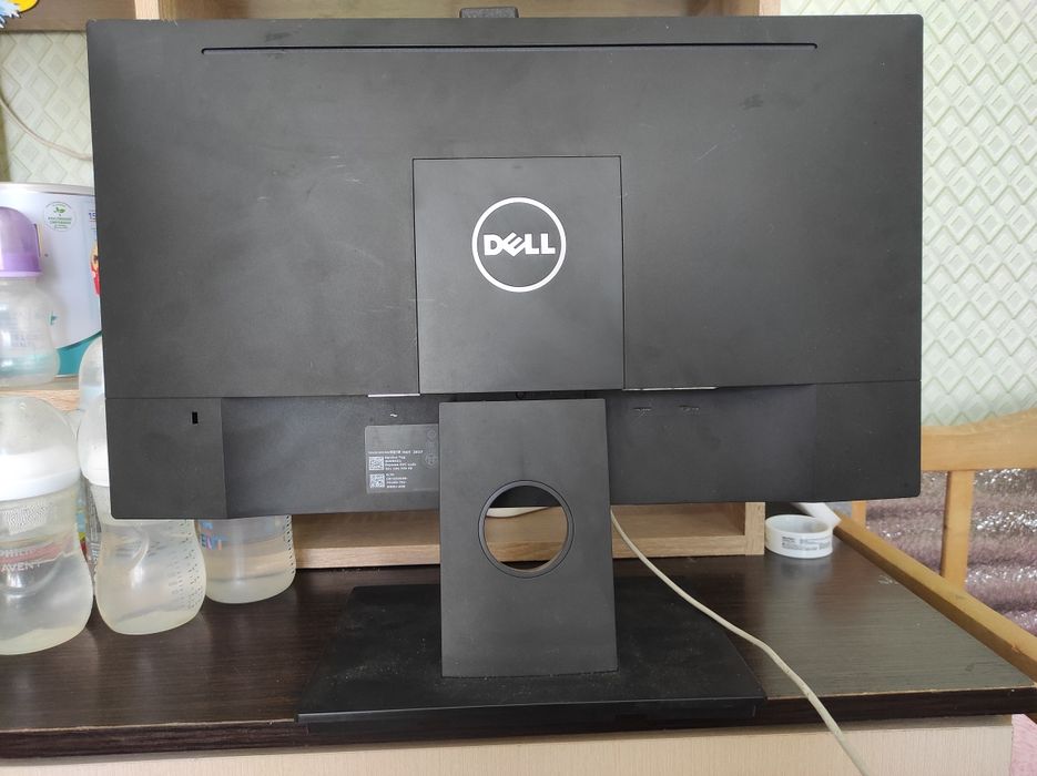 Монітор 21.5 DELL E2218HN
