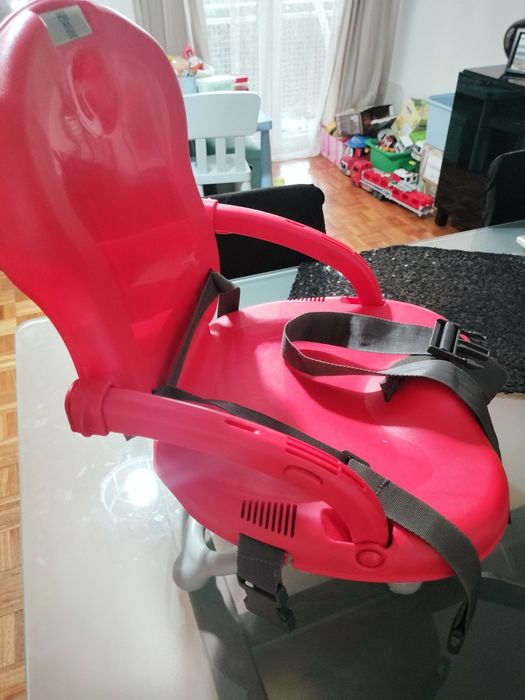 Cadeira elevatória de refeição bebe