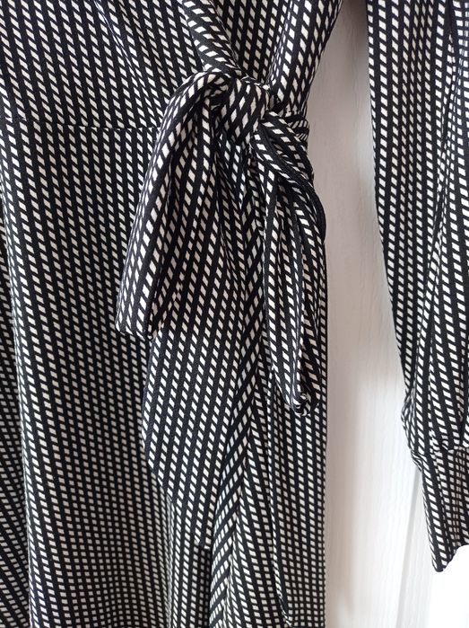 Sukienka midi H&M
