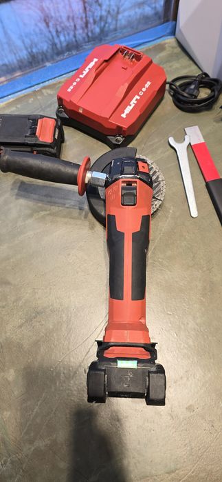 Hilti AG 6D-22 акумуляторна болгарка на Nuron 22v