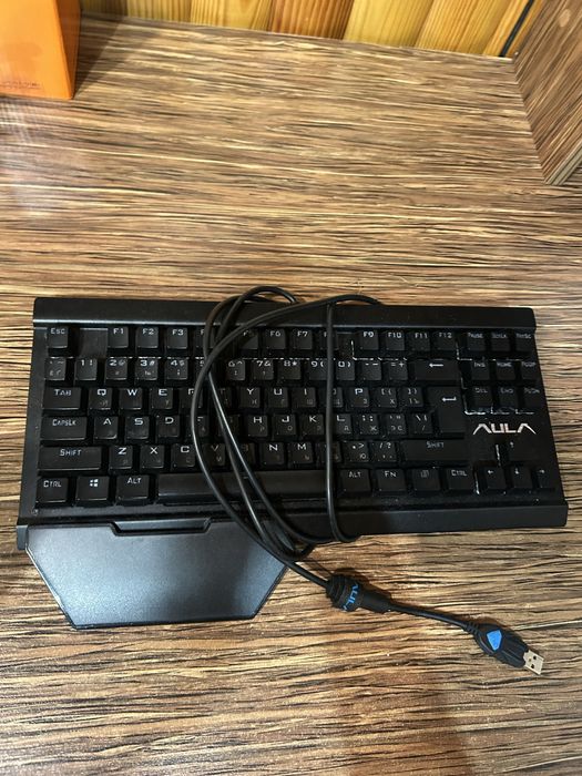 игровая клавиатура механическая aula