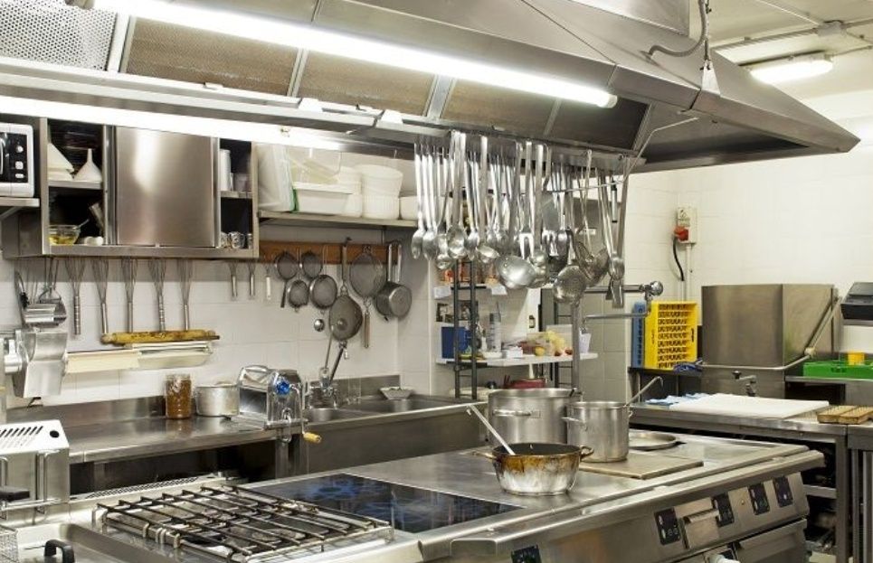 Професійне вживане обладнання для кафе, бару, ресторану, кав'ярні: