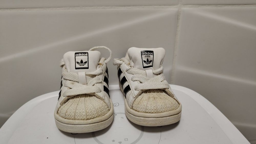 Buty Adidas Superstar r. 20  / 12 cm