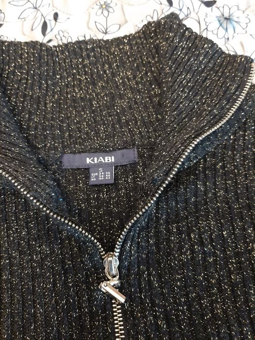 Святковий светр з золотом