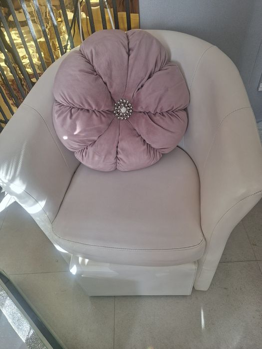 Piękne fotele do salonu