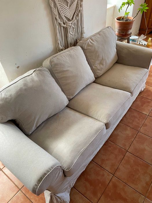 Sofá 3 lugares, bege claro
Sofá 3 lugares Kilanda bege claro