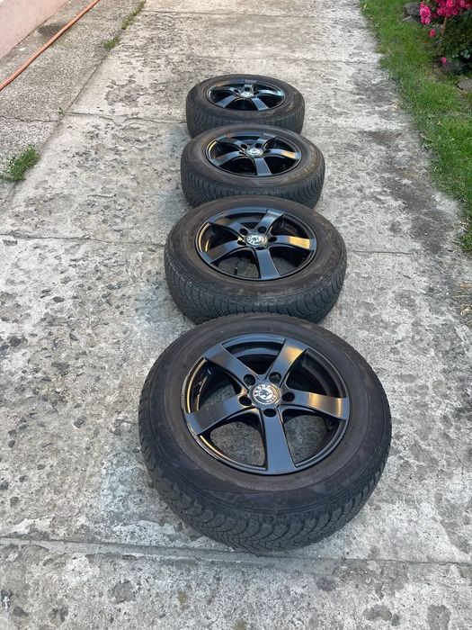 Диски з шинами R15 5:112 Skoda