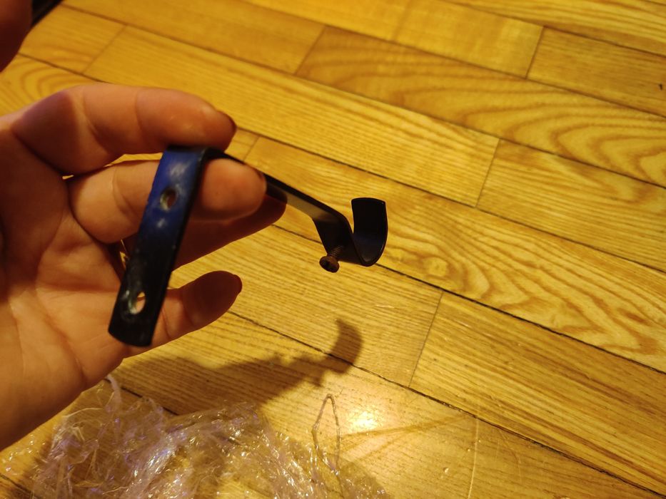 3 varões pretos com acessórios