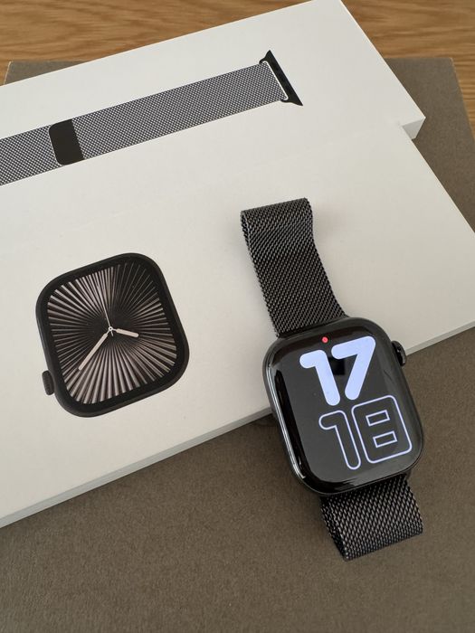 Apple Watch Series 10 42mm Titânio + Bracelete Milanesa - Como Novo