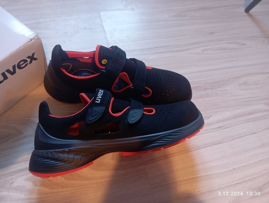buty sandały Uvex 68488 rozmiar 45  wkładka 30 cm nowe