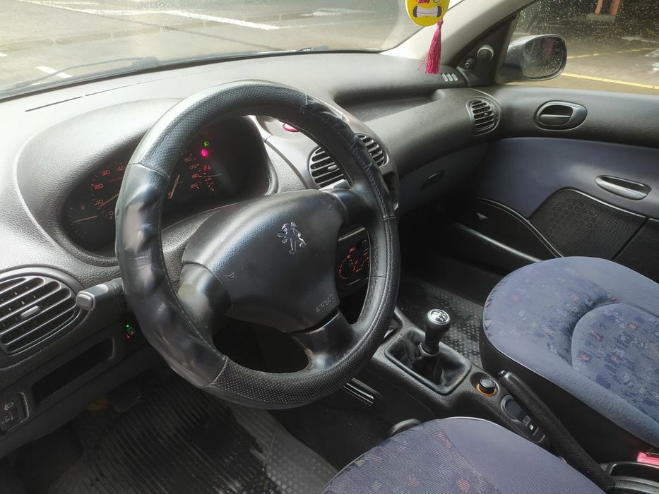 Peugeot 206 XR | 2001 рік | Газ/Бензин | Можливий обмін