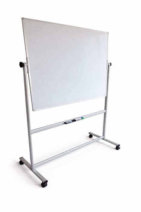 Tablica suchościeralna 90x120 cm – dwustronna, na kółkach