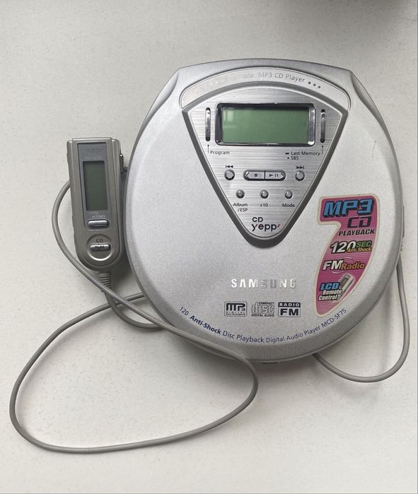 портативный MP3 CD-плеер Samsung Yepp MCD-SF75