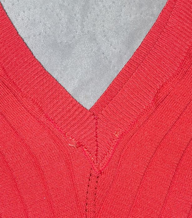 Кофтинка червона