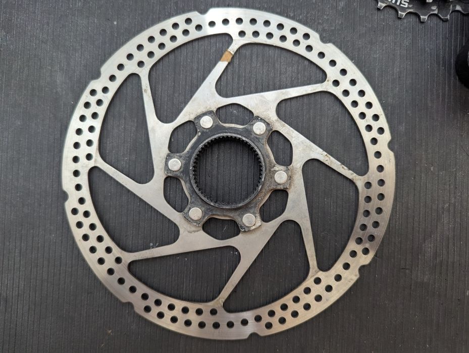 Велозапчастини Shimano