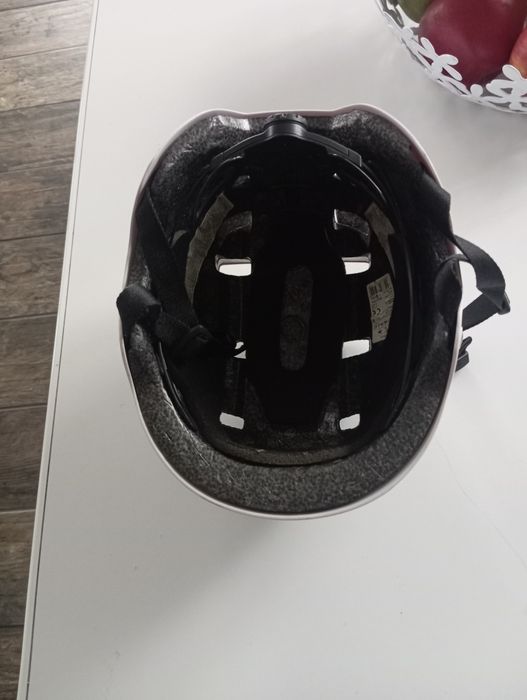 Kask na rower, hulajnogę