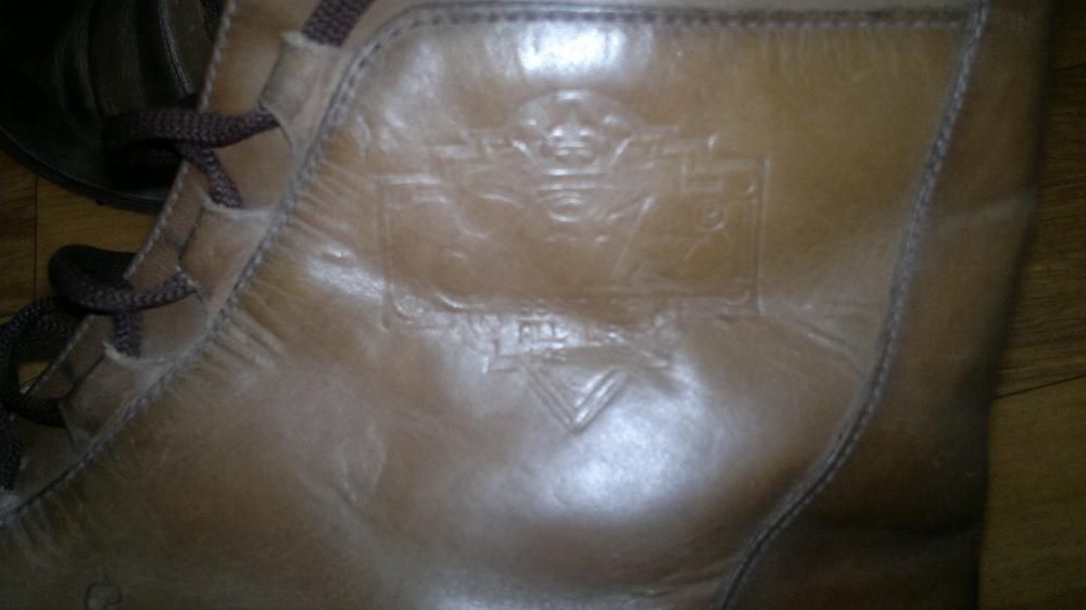 Ботинки. Кожа...