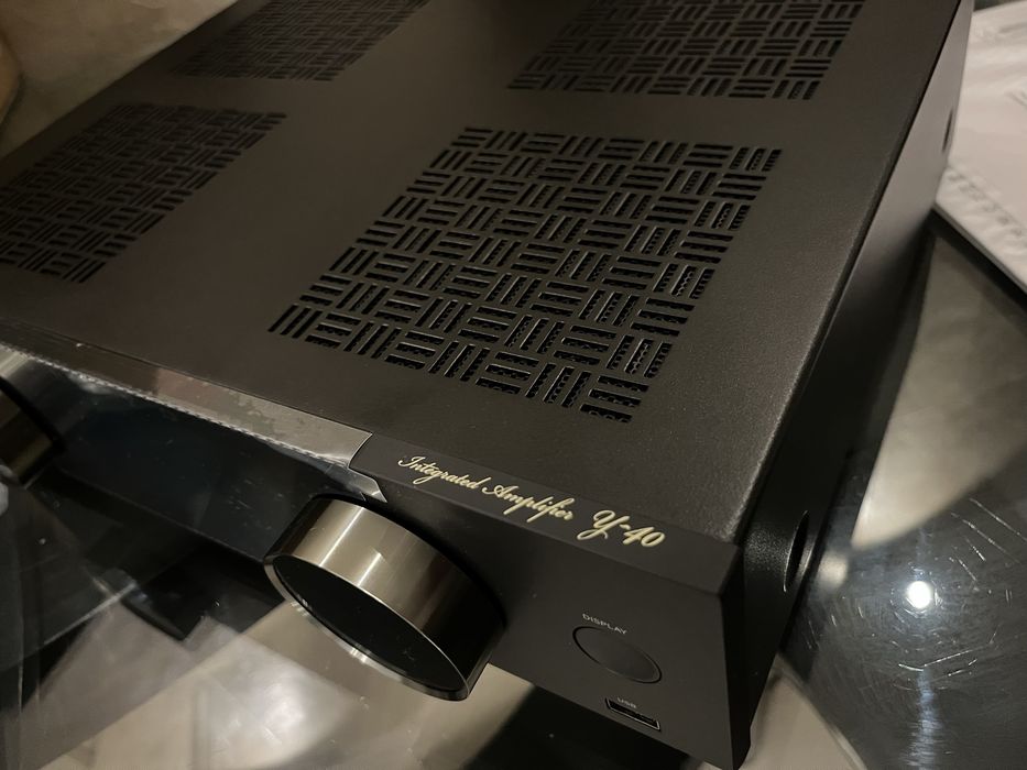 Amplificador/Streamer Onkyo Y-40