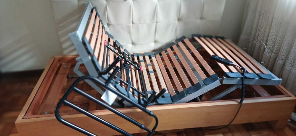 Cama articulada eléctrica