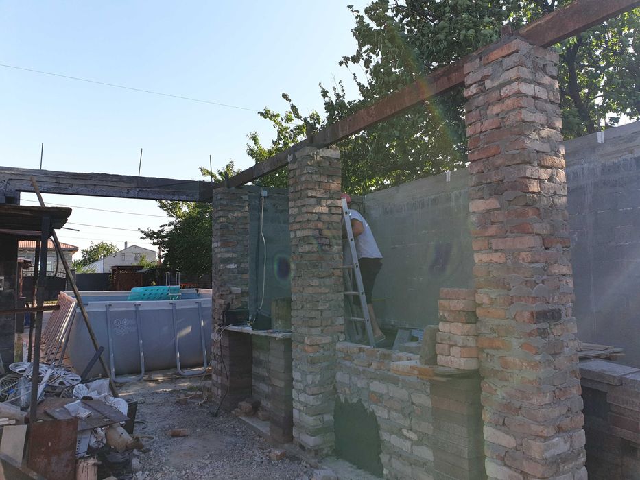 Кладка шлакоблока, кирпича штукатурка - Будівельні послуги Кривий Ріг ...