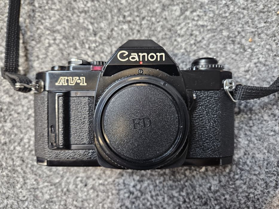 Canon AV-1 - body