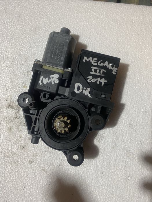 Motor elevador vidro porta direita Renault megane III coupê
