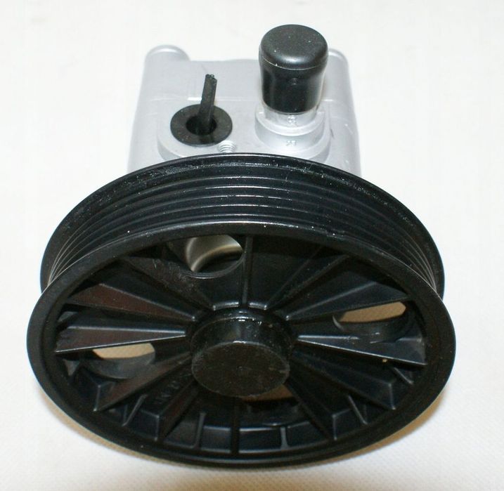 pompa wspomagania volvo v70 xc90 2.5t 2.9t 7617955119