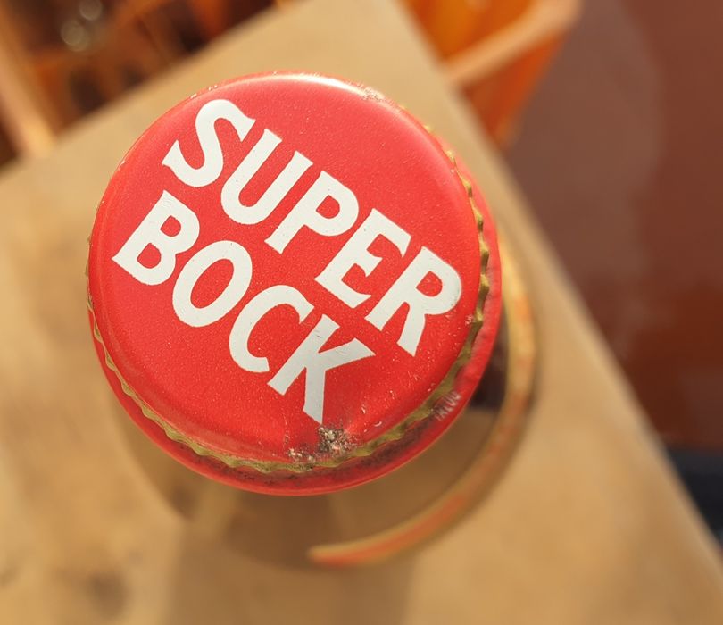 Garrafa antiga da super bock