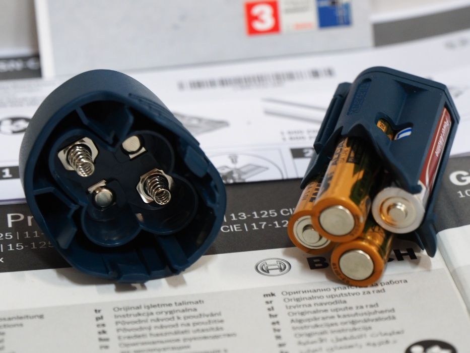 Przejścówka Adapter BOSCH kamera wykrywacz 12v 10.8v bateria 4xAA spit