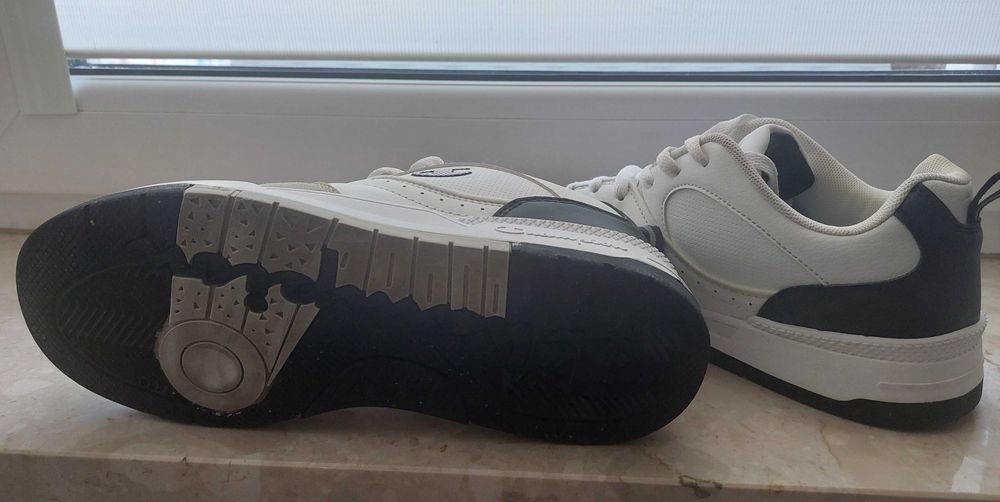 Buty adidasy, sneakersy Champion roz.39