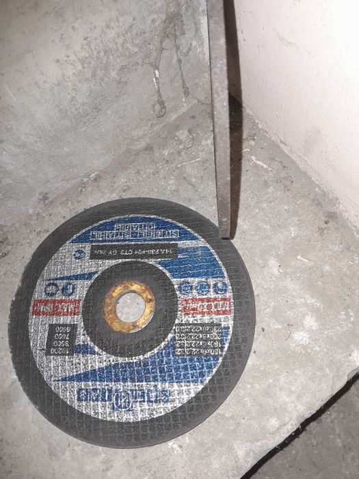 Уголок меблевий 50×50×150