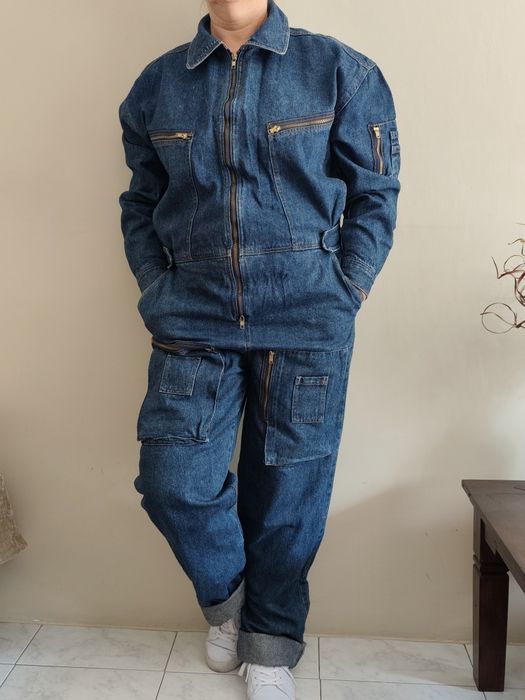 Damski długi kombinezon jeansowy