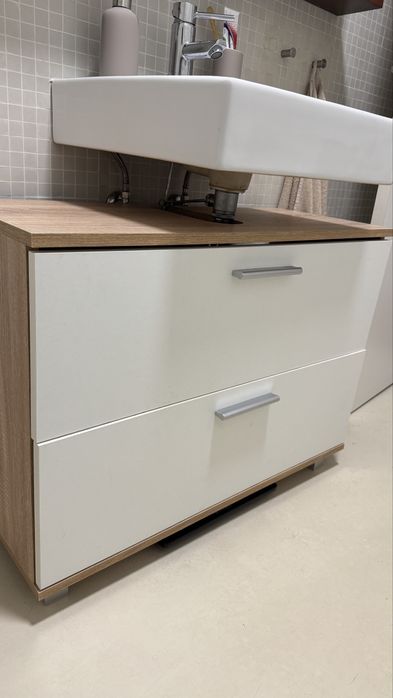 Móvel de casa banho - encaixa por baixo lavatório