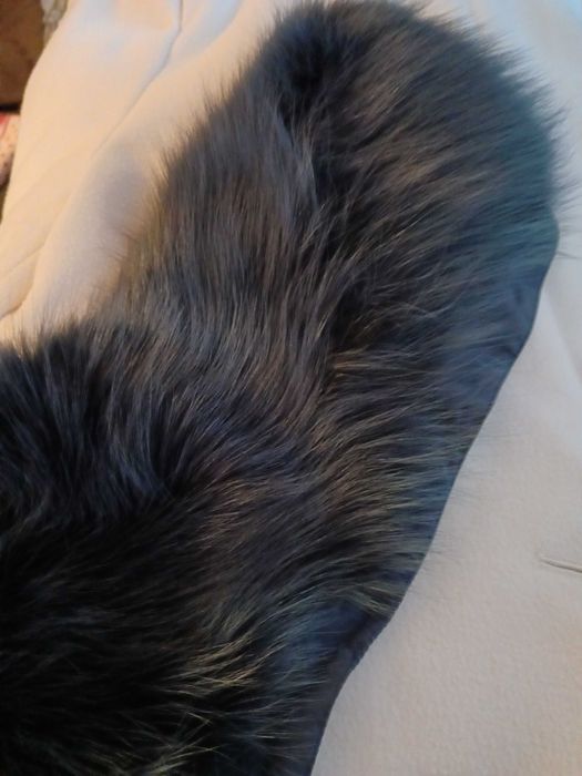 piękny kołnierz naturalny lis jenot